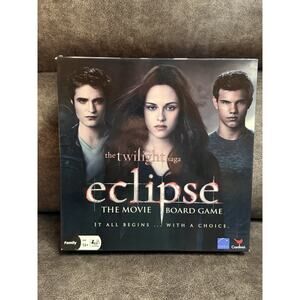 Twilight Saga Eclipse The Movie Board Game COMPLETE